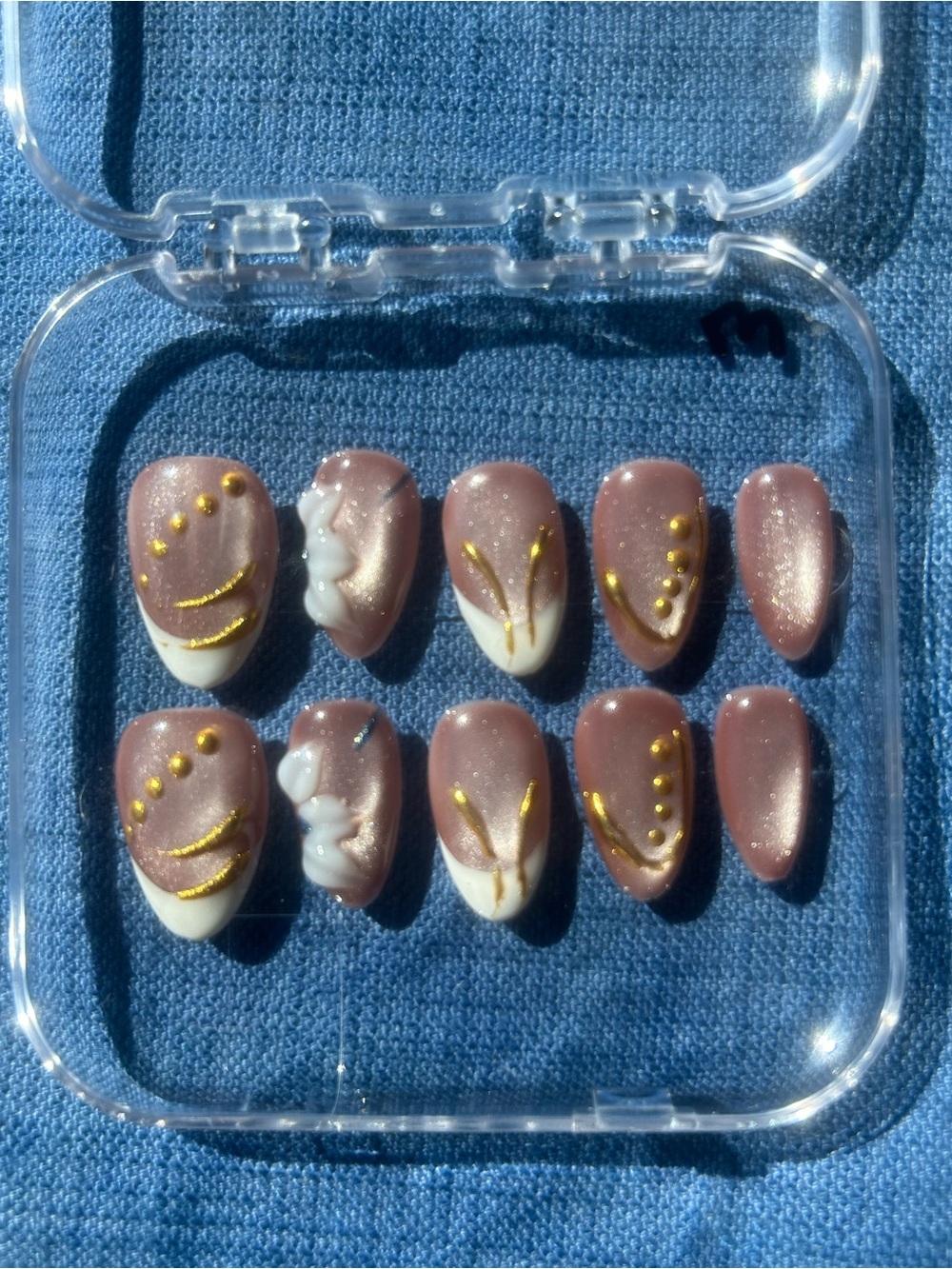 Mini Almond - Handmade Artisan Press On Nails